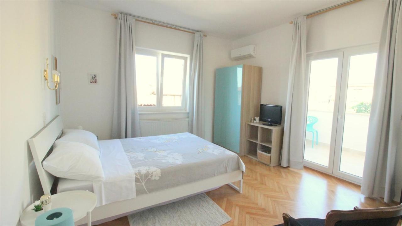 Tamaris Apartment Novigrad  Bagian luar foto